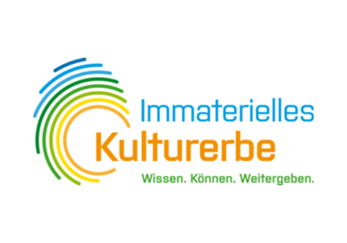 https://www.tanz-schule.info/wp-content/uploads/2021/07/tanzschule-deswemeer-logo-slider-kulturerbe.png